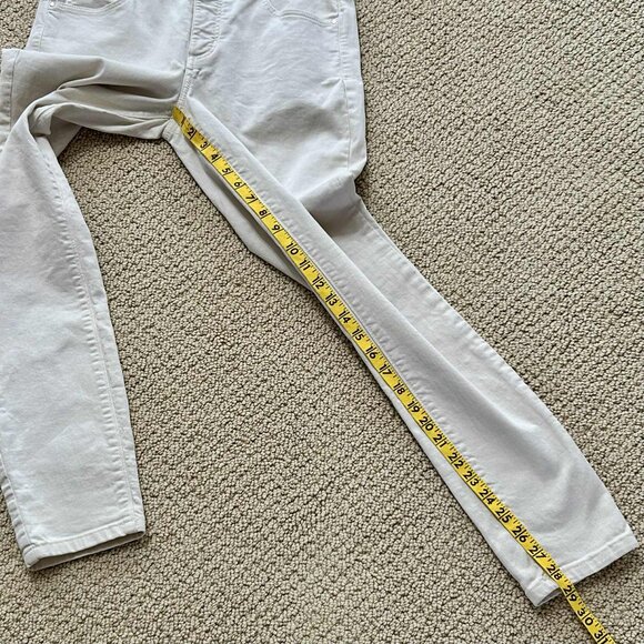Ann Taylor Size 6 High Waist Skinny Three Button Beige Cream Jeans 29 Inseam - Picture 7 of 7
